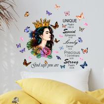 Adesivo de parede Queen com coroa e borboletas PVC 51x46cm Adesivo de parede Queen com coroa e borboletas PVC 51x46cm