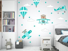 adesivo de parede urso aviador com aviões e balões tons de verde nuvens e estrelas adesivo de parede urso aviador com aviões e balões tons de verde nuvens e estrelas