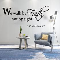 Adesivo de parede We Walk by Faith Inspirational Quote 25x56cm