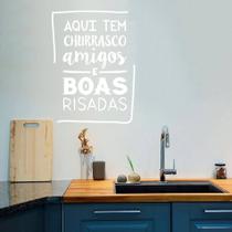 Adesivo Decorativo de Parede Churrasco, Amigos e Boas Risadas