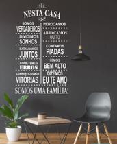 Adesivo Decorativo de Parede Frase Nesta Casa somos uma familia Decoração para sala Adesivo Decorativo de Parede Frase Nesta Casa somos uma familia Decoração para sala