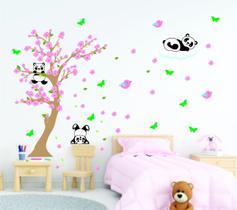 Adesivo Decorativo Infantil Pandinhas na Árvore Flôr de cerejeira Adesivo Decorativo Infantil Pandinhas na Árvore Flôr de cerejeira