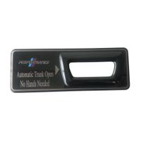 Adesivo do puxado do porta malas BMW Adesivo do puxado do porta malas BMW