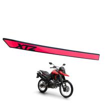 Adesivo Emblema Carenagem Aba Tanque Direito Xtz Lander 2025 Vermelho Sólido Adesivo Emblema Carenagem Aba Tanque Direito Xtz Lander 2025 Vermelho Sólido