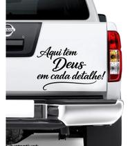 Adesivo para Carro Aqui tem Deus em Cada Detalhe