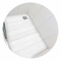 Adesivo piso box Madeira Branca antiderrapante - 1,20 x 0,80 metros Adesivo piso box Madeira Branca antiderrapante - 1,20 x 0,80 metros