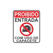 Adesivo Proibido Entrada Usando Capacete 1 Unidade em Vinil Alta Qualidade 14x14cm