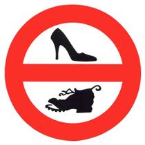 Adesivo PVC Proibido Sapatos