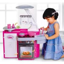 Adorável Cozinha Infantil Completa Geladeira Fogão E Pia Que Sai Água Presente De Aniversário Com Garantia