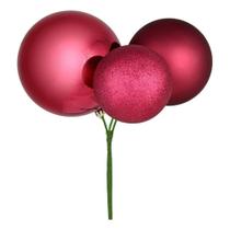 Adorno Navideño Vickerman Bola Plástica Roja con Bayas 18" x2