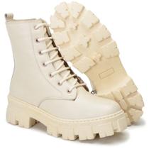 AE44CLA Bota Feminina cano curto couro forrada creme
