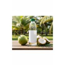 Água de Coco 900ml: Hidratação Natural Refrescante Água de Coco 900ml: Hidratação Natural Refrescante