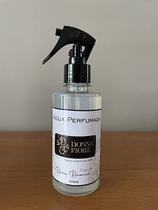 Água perfumada breu branco