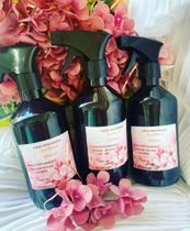 Água perfumada para lençol de tecido, aroma de jasmim 500 ml. Água perfumada para lençol de tecido, aroma de jasmim 500 ml.