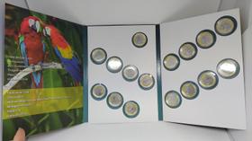 Albúm com cápsulas, para as olimpíadas, sem espaço pra bandeira