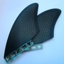 Aleta de Prancha com Chave Dupla em Fibra de Vidro Aleta de Prancha com Chave Dupla em Fibra de Vidro