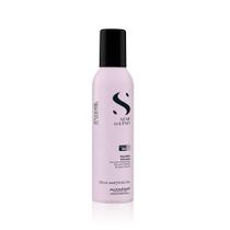 Alfaparf Semi Di Lino Mousse Medium 250ml Espuma Modeladora Volume Definição e Brilho Alfaparf Semi Di Lino Mousse Medium 250ml Espuma Modeladora Volume Definição e Brilho