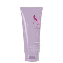Alfaparf Semi Di Lino Smoothing Rebel Hair - Condicionador 200ml Alfaparf Semi Di Lino Smoothing Rebel Hair - Condicionador 200ml