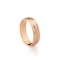 Aliança Feminina Granitada em Ouro Rosé com Diamante 18k 5,0mm