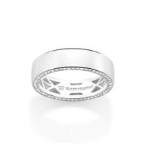 Aliança lisa de prata maciça 925 com zircônias 810369