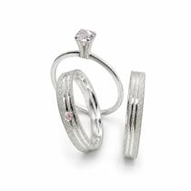 Aliança Namoro Reta Diamantada Com Frisos 3mm C/Pedra Rosa Sakura Prata 950 + Anel Solitário + Gravação Aliança Namoro Reta Diamantada Com Frisos 3mm C/Pedra Rosa Sakura Prata 950 + Anel Solitário + Gravação