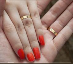 Aliança o par 4 gramas ouro 14k