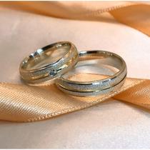 Aliança Prata Modelo Rilary 5 mm 1Pedra Feminina Filete Ouro