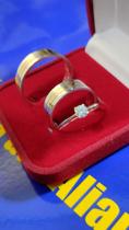 Alianças Prata 950 com Ouro 18 Kilates Namoro ,Compromisso Noivado, Casamento 7 mm Ouro 2mm e anel Solitário - Prata 950 de lei