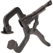 Alicate de fixação Klein Tools 38620 C-Clamp com almofada giratória de 6" Alicate de fixação Klein Tools 38620 C-Clamp com almofada giratória de 6"
