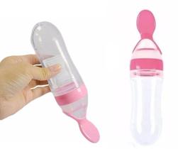 Alimentador Silicone Com Colher Rosa Pais e Filhos 7762 Alimentador Silicone Com Colher Rosa Pais e Filhos 7762
