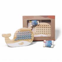 Alinhavo Ponto Cruz Baleia, da Pachu - Brinquedo de atividade artística ou de artesã - Cód. P-69