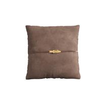 Almofada 50x50cm em Veludo Texas Alves Pereira