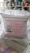 Almofada bordada com enchimento Almofada bordada com enchimento