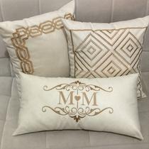 Almofada Bordada Decorativa 50x30 Retangular Duas Letras