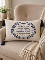 Almofada Bordada Santo Anjo da Guarda 50x30 Linho Decorativa com Pingentes Presente Religioso Almofada Bordada Santo Anjo da Guarda 50x30 Linho Decorativa com Pingentes Presente Religioso