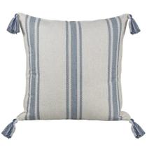 Almofada Bouclé Azul 60x60 com Listra e Pingente de Tecido Almofada Bouclé Azul 60x60 com Listra e Pingente de Tecido