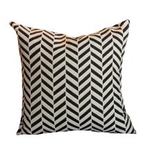 Almofada Chevron Black & White Quadrada Almofada Chevron Black & White Quadrada