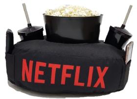 Almofada cinema porta pipoca, Balde e 2 copos com tampas e canudos Netflix Almofada cinema porta pipoca, Balde e 2 copos com tampas e canudos Netflix