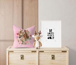 Almofada com enchimento Cavalo Aquarela Flores