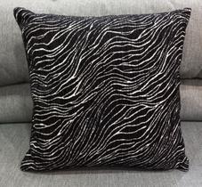 Almofada com Estampa de Zebra