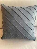 Almofada com nervuras