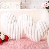 Almofada CroBlissful em Formato de Coração - Pele Sintética 50x35cm e 35x28cm