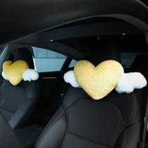 Almofada de encosto de cabeça para carro Macarrie Plush Heart com asas de anjo x2