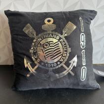 Almofada de fibra cheia Corinthians retangular 40x40 presente Timão dia dos pais