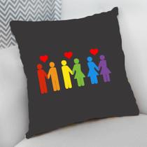 Almofada Decorativa Cheia c/ Zíper 25 x 25cm, O Amor LGBT