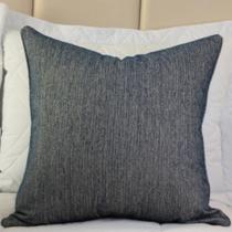 Almofada em Linho Tramado Azul Marinho com Detalhe em Vivo Quadrada Almofada em Linho Tramado Azul Marinho com Detalhe em Vivo Quadrada