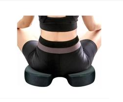 Almofada Especial Cóccix para hemorróidas, pós parto e anti escaras - Tamanho Padrão Cor Preta - Perfetto