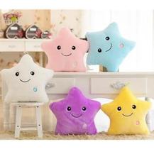 Almofada Estrela Pelúcia Iluminada Led Colorida Infantil Almofada Estrela Pelúcia Iluminada Led Colorida Infantil