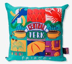 Almofada Fibra Veludo 40 x 40 Serie TV Friends licenciada Desenho do Tecido:Central Perk Almofada Fibra Veludo 40 x 40 Serie TV Friends licenciada Desenho do Tecido:Central Perk