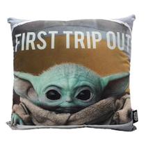 Almofada Fibra Veludo Baby Yoda 40 x 40 cm